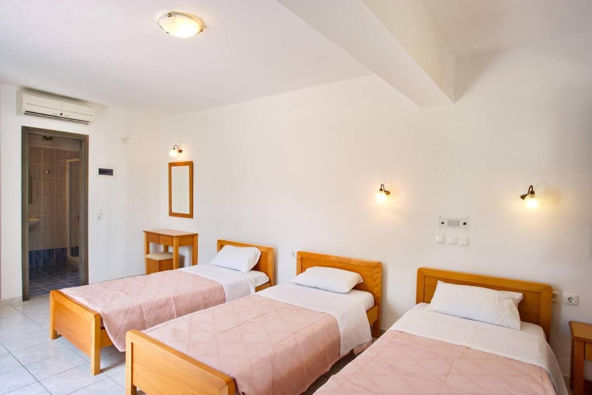 Dagris Villa Studios Kamari  Bagian luar foto