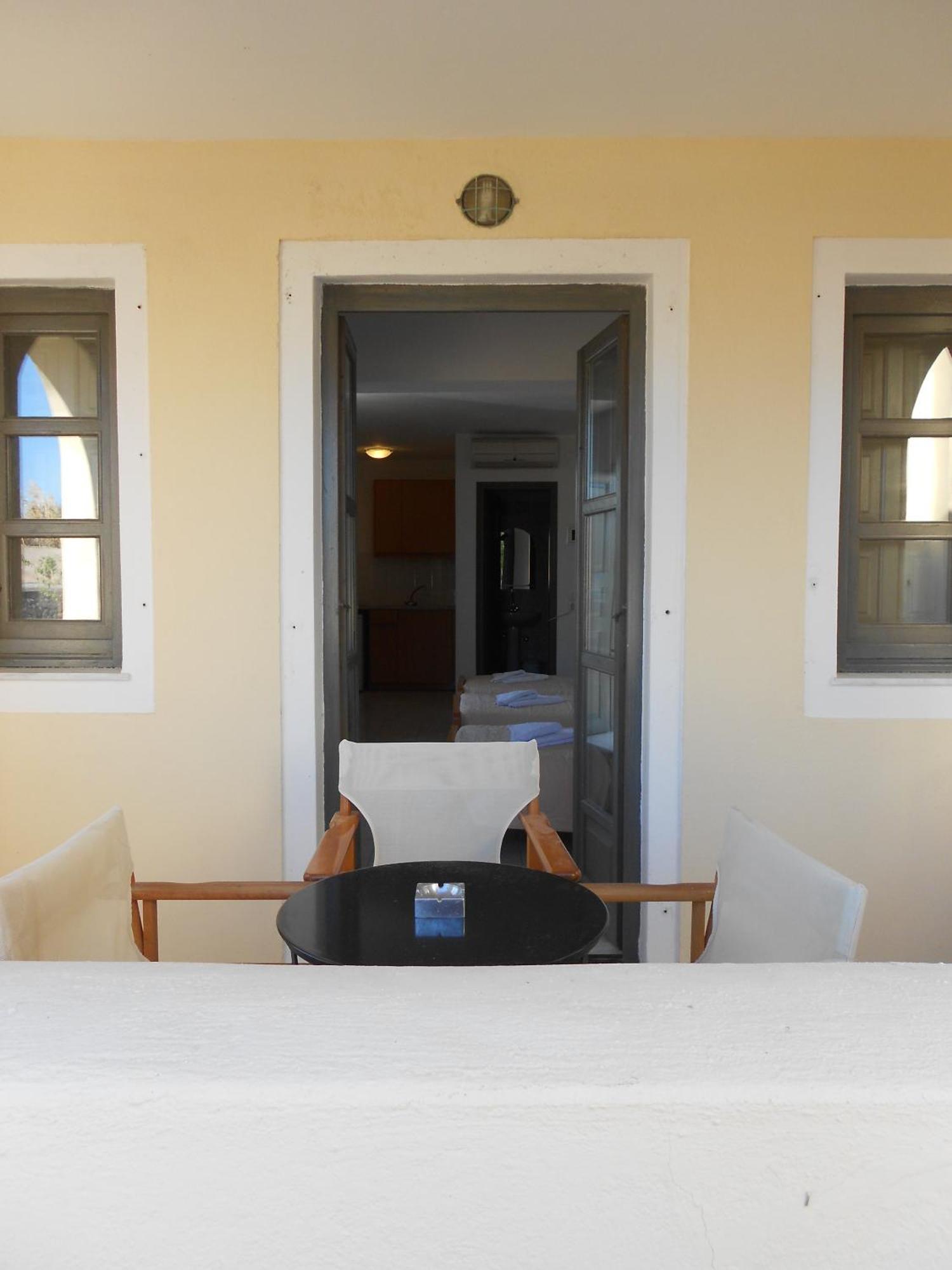 Dagris Villa Studios Kamari  Bagian luar foto